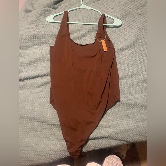 Fits Everybody Square-Neck Bodysuit - Picture 3 of 5